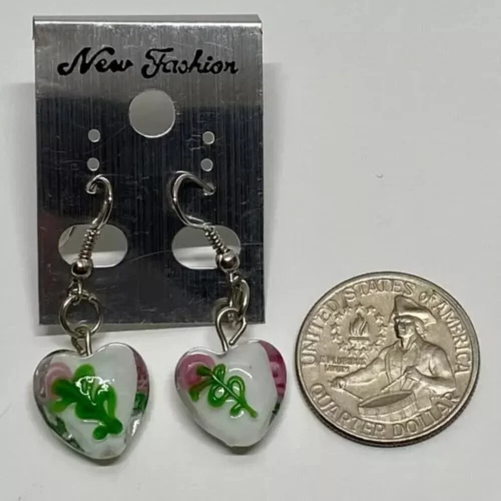 New Fashion Brand Earrings Murano Style White Glass Heart Beads Pink Flowers NWT